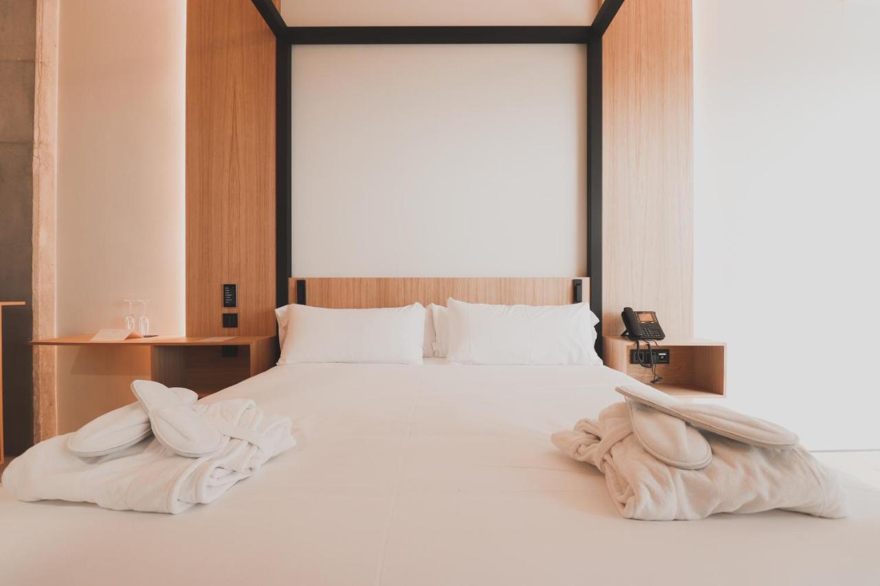 Atmos Hotel Boutique Outes Extérieur photo